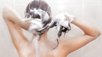 HEAD & SHOULDERS CLINICAL WORKS HOW TO ELIMINATE DANDRUFF FUNGUS SEBORRHEA